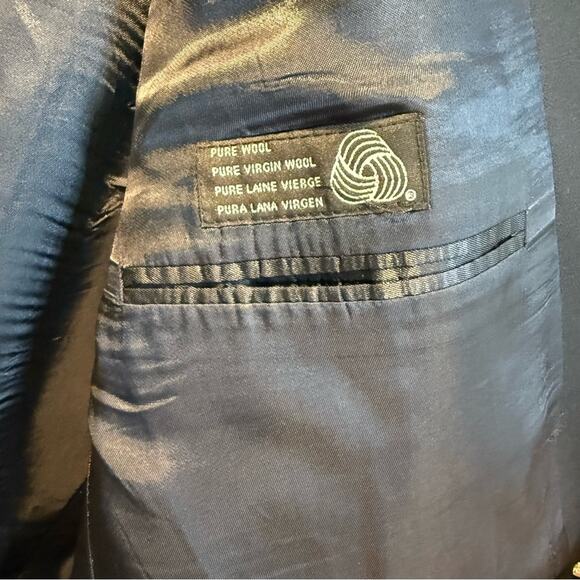 Thomas Churchill black suit size 42R - Picture 4 of 9